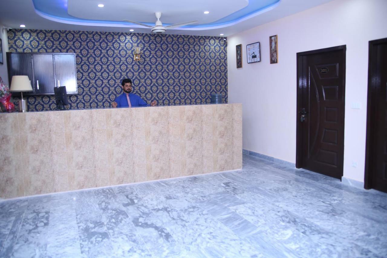 Family Hotel Lahore Exterior photo
