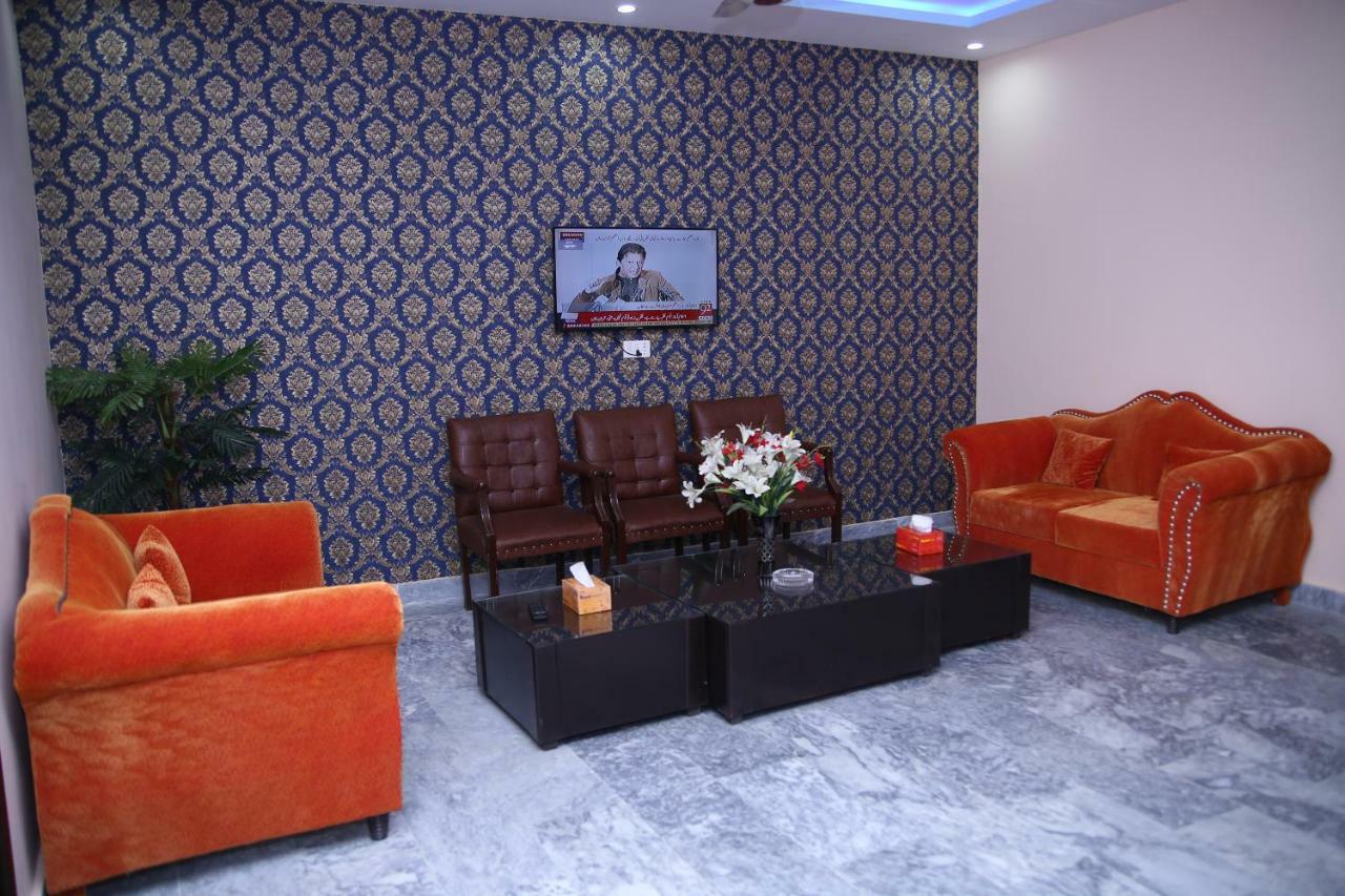 Family Hotel Lahore Exterior photo
